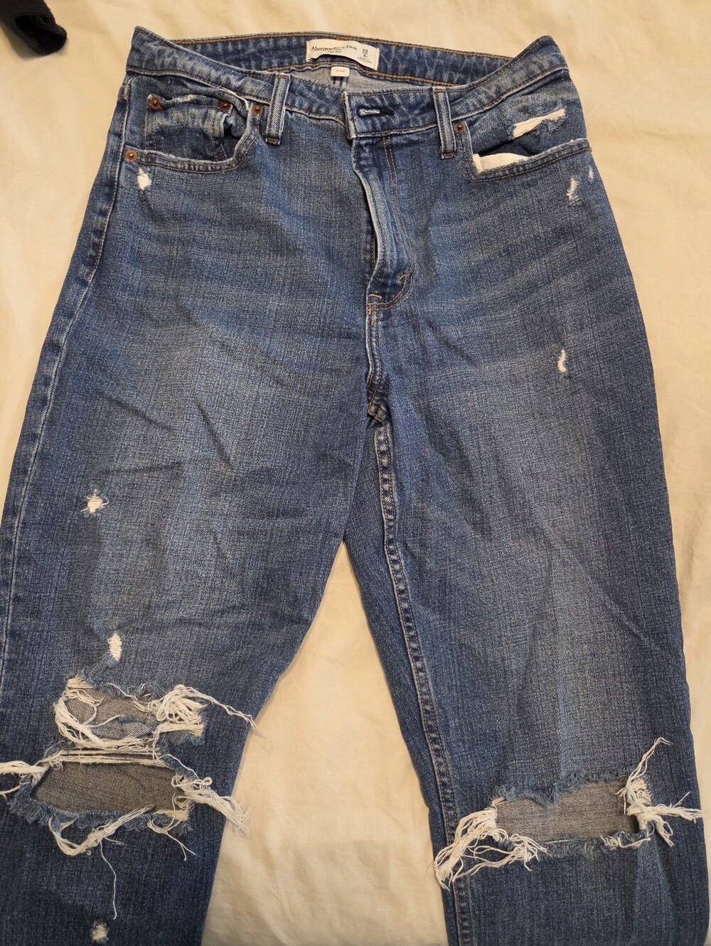 Abercrombie High Rise Mom Jean